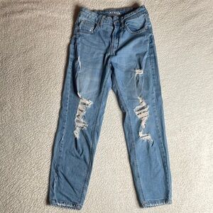 Wild fable High Rise Mom Jeans Distressed Ripped Size 2